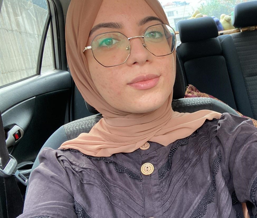 أوان أبو طعمة